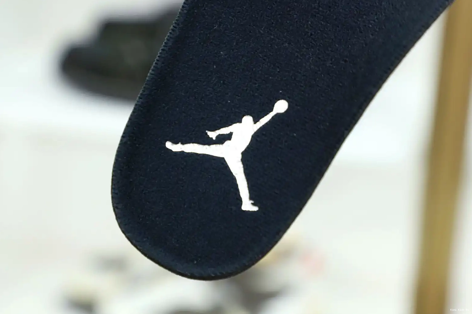 Kimikick CHROME JORDAN AIR 6 0627